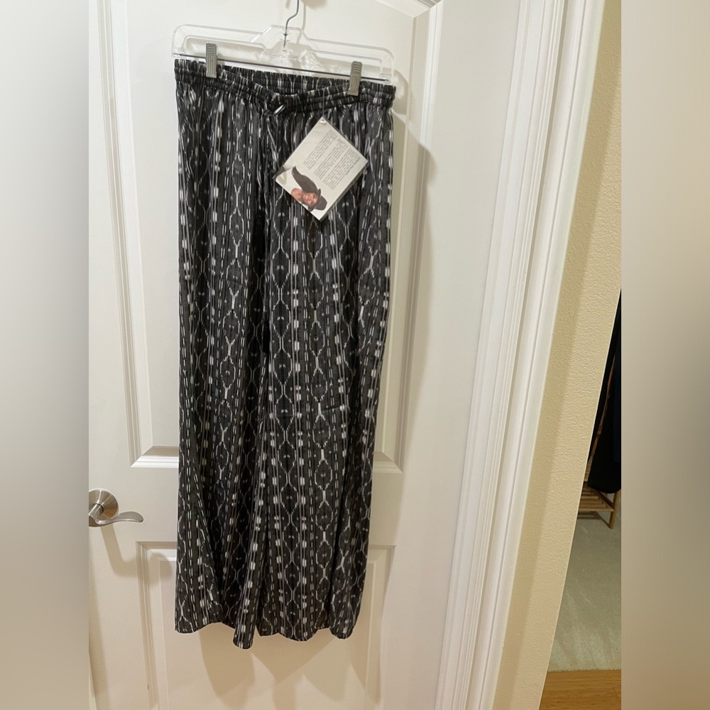 SERENA WILLIAMS Signature Statement (NWT) Women’s Wide Leg Pants. Size M